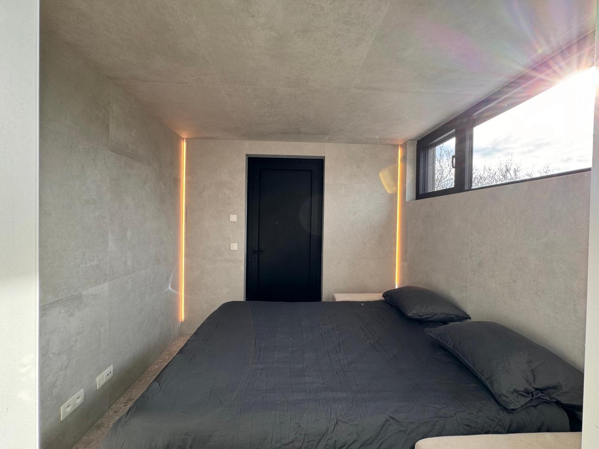 Apartment L'O Reine Of Budgetkamer The Box Sint-Pieters-Leeuw Εξωτερικό φωτογραφία
